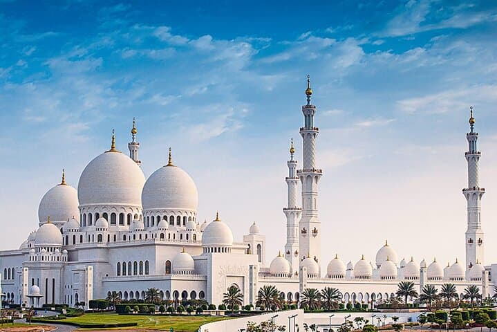 Private Abu Dhabi City Tour with Pick Up