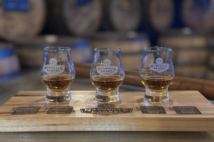 Degustação de uísque Nashville Barrel Co "Flight from the Barrel"