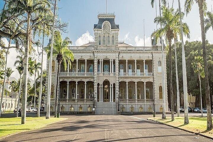 Complete Pearl Harbor Experience Tour from Kauai