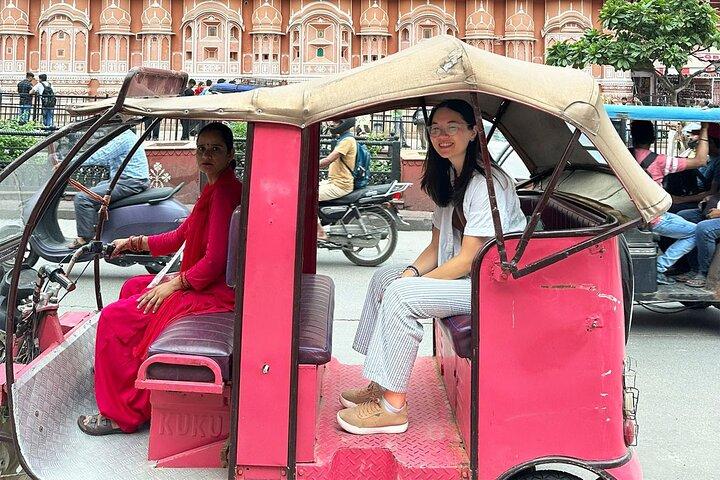 Jaipur City Tour af kvinder-drevet E-Rickshaw