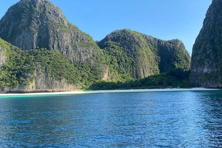 Exclusiva lancha rápida privada Adventure Phi Phi & Khai Islands