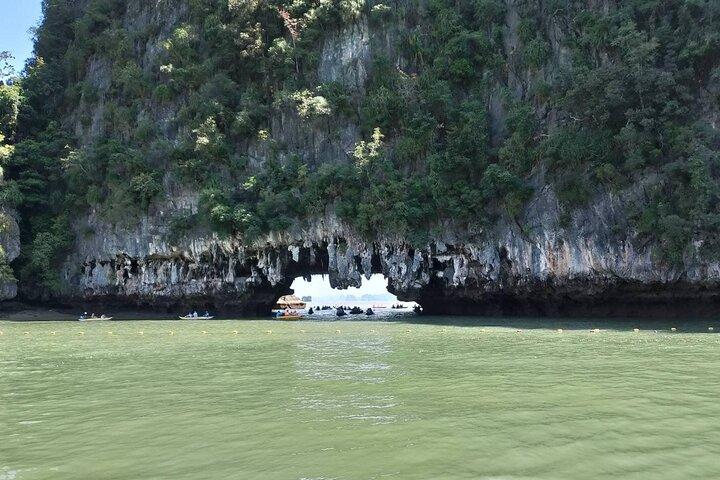 James Bond en Hong Krabi-eilanden privéboottocht