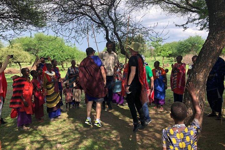 Dagtocht door Maasai-dorp in Tanzania