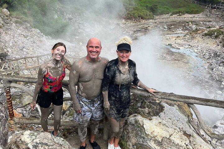 Miravalles Volcano : 吊り橋、温泉&泥風呂。