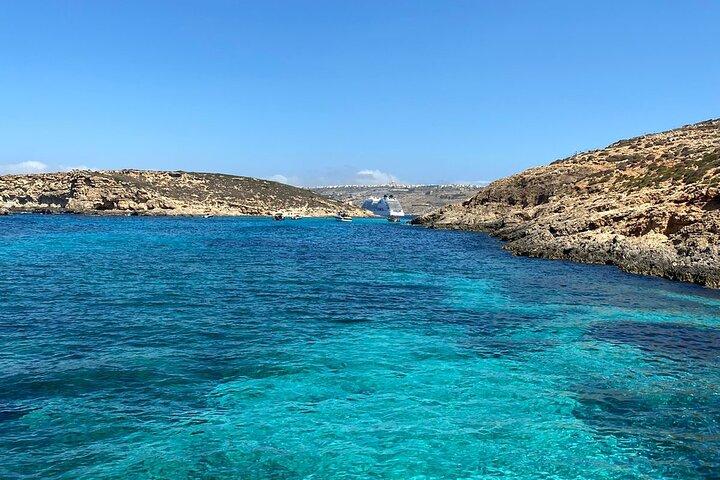 Excursion en bateau privé Comino, Crystal/Blue lagoon,Cave tour Malta