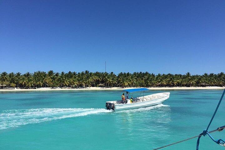 All-Inclusive Guided Tour to Saona Islands from Punta Cana