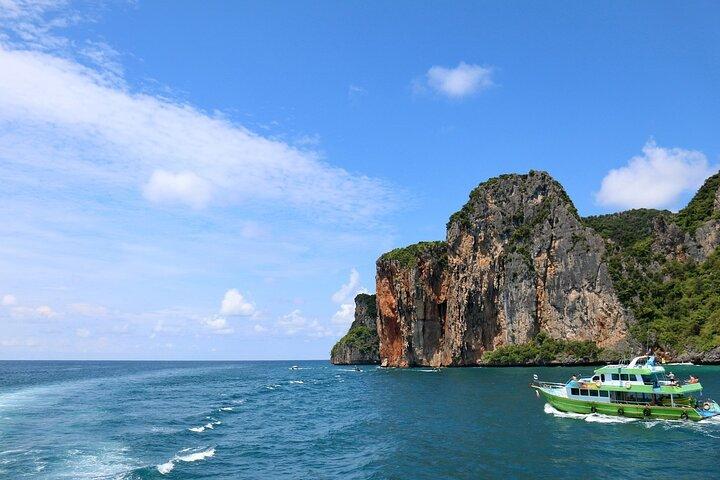 Lazy Day Phi Phi Sonnenuntergangstour mit dem Schnellboot