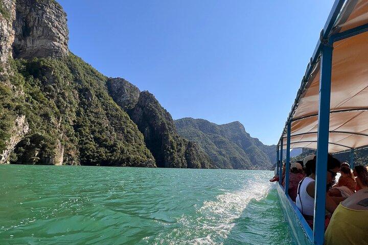 Dagstur til Komani Lake og Shala River fra Tirana