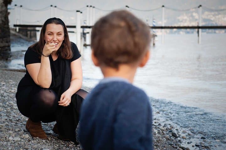 Private Photoshoot Tour with a Local Lake Como Photographer