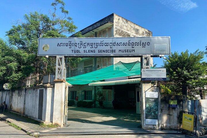 Phnom Penh Hop-on Hop-off Highlight Tour inklusive Killing Fields