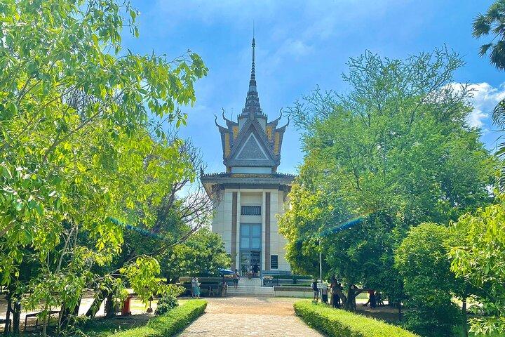 Phnom Penh Hop-on Hop-off Highlight Tour inklusive Killing Fields