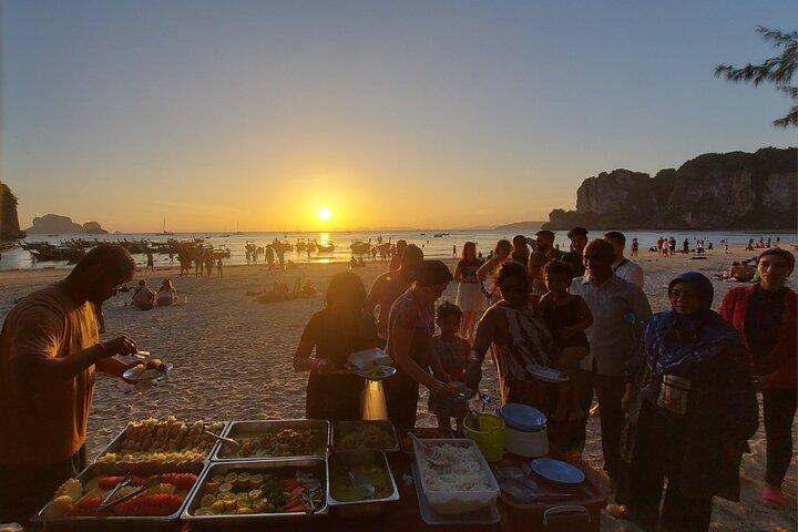 Cena con barbacoa y puesta de sol en las 7 islas de Krabi (Únase al tour)