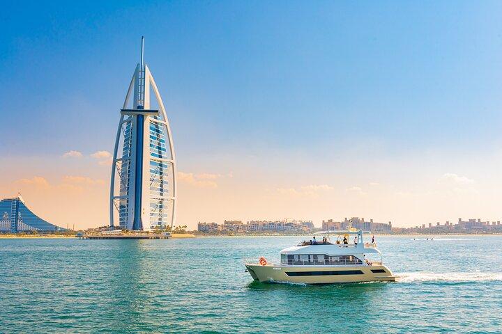 Dubai Marina Luxus Yacht Tour - Wüstensafari in den Roten Dünen