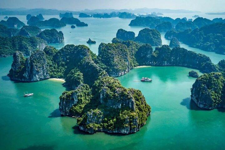 Bai Tu Long Bay Hidden Gem Dagcruise Een Buiten De Gebaande Paden
