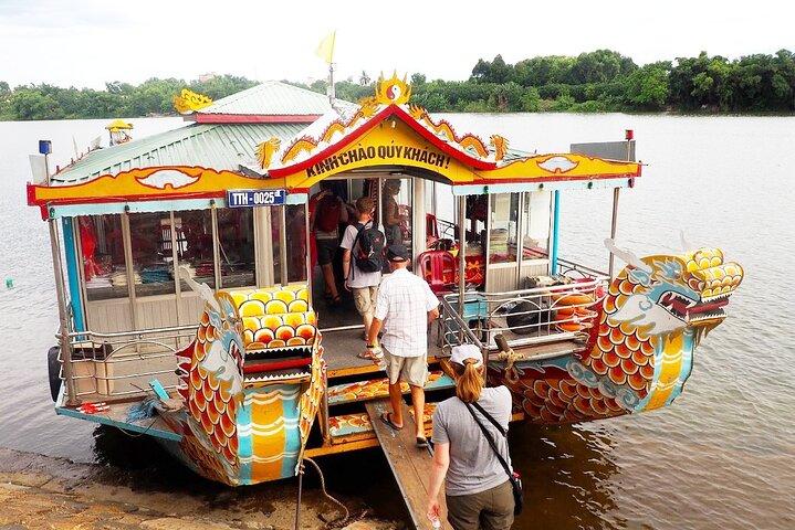 Cidade Imperial de Hue: Dragon Boat Adventure com pequenos grupos