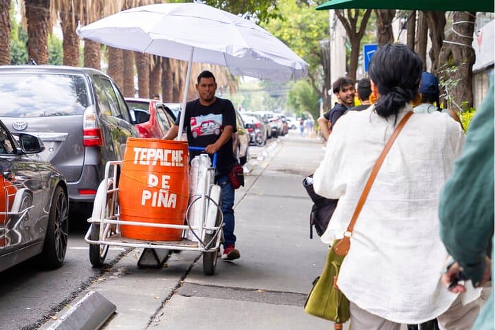 Michelin Taco Bike Tour: Roma Norte & Condesa /All-Inclusive.
