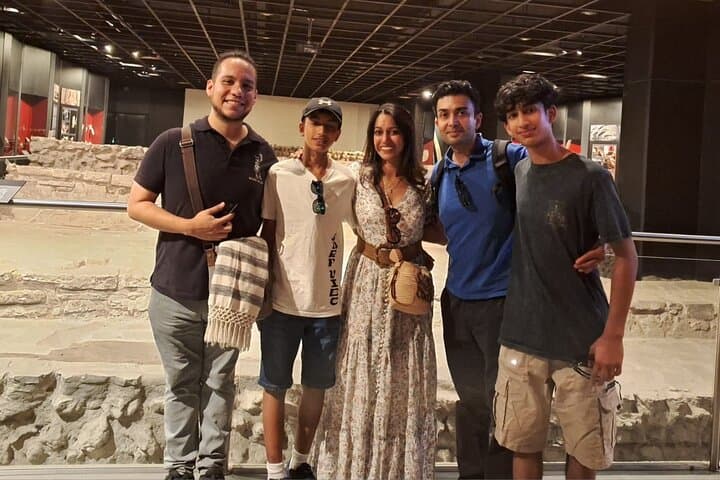 The best tour of the historic center-Guided by a Storyteller