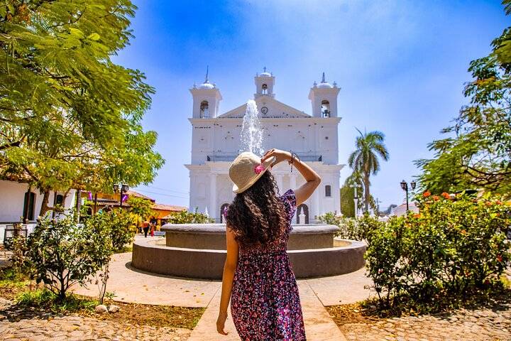 Suchitoto, San Salvador