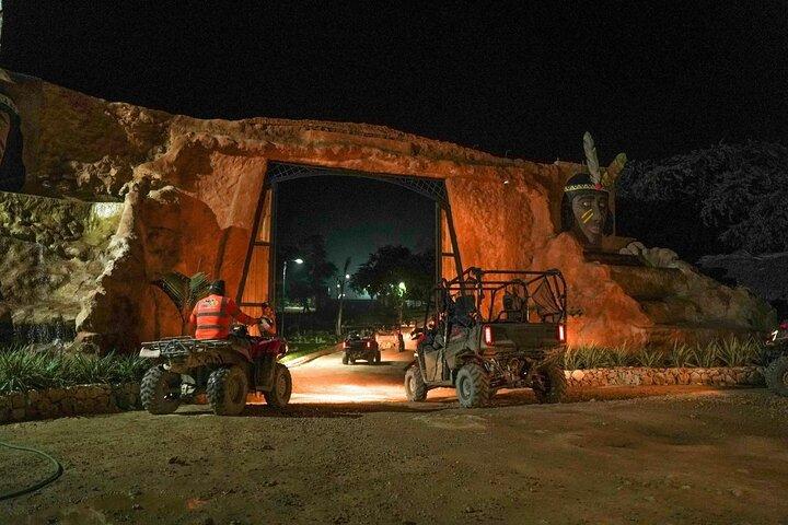 Punta Cana Buggy Ride, jantar e Taino Party