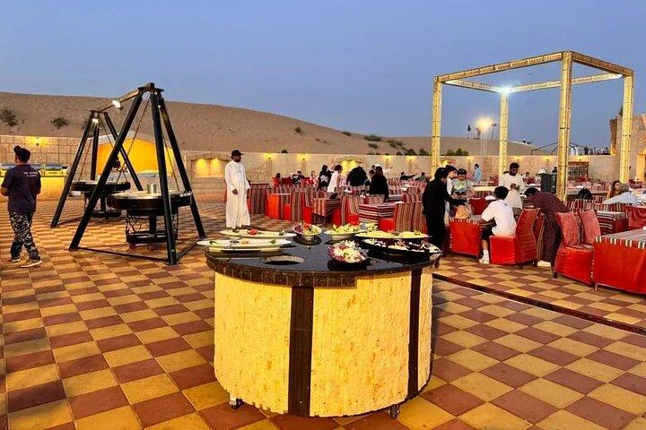 Private Premium-Wüstensafari in Dubai mit Kamelritt und Live-Show