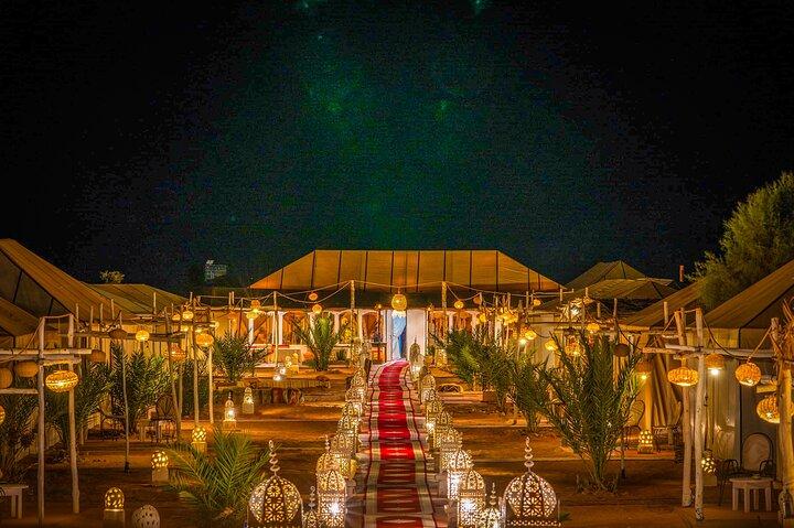 1 noite Camel trek em Merzouga Desert Luxury Camp NO EXTRA