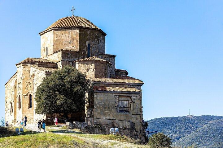 Tour guidato di mezza giornata a Mtskheta, Jvari e Samtavro da Tblisi