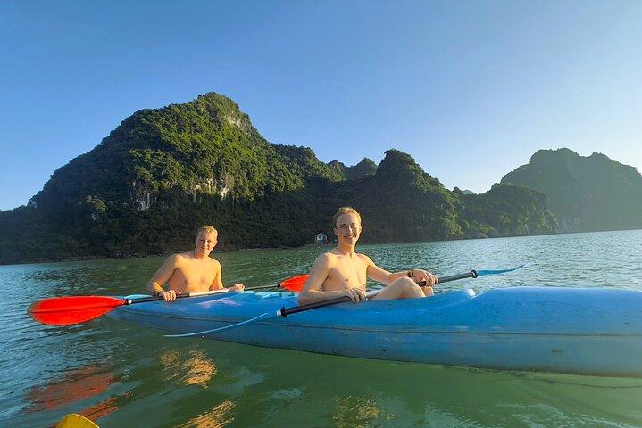 Das BESTE Lan Ha Bay Sunset Boat Tours von Cat Ba Island