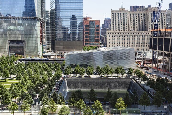 9/11 Memorial & Ground Zero Tour with Optional Museum Admission