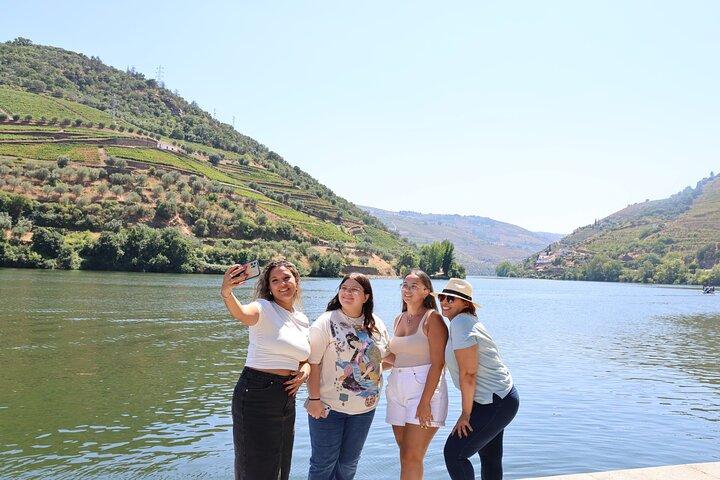 From Porto: Douro Valley, 1–2 Wineries, Farm Lunch & Cruise