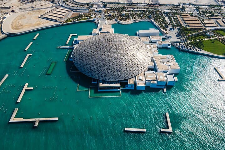 From Dubai: Abu Dhabi City Sightseeing & Sheikh Zayed Mosque