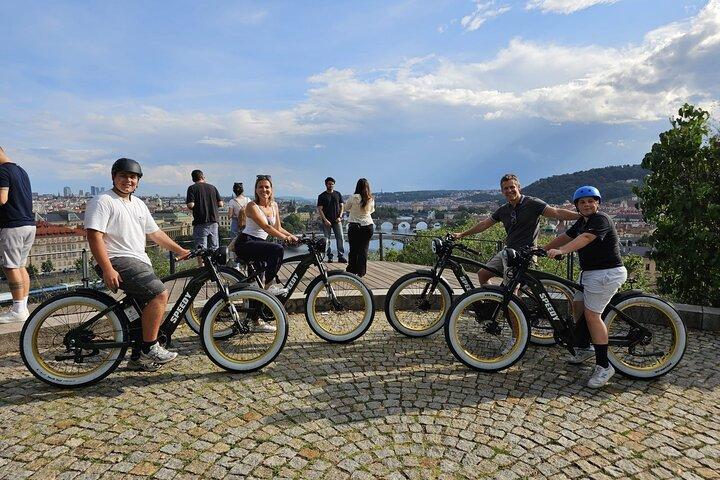 Ebike tour in Prague - Express Tour
