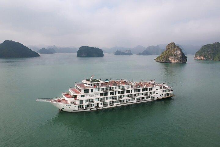 Halong Bay 2D1N Tour på ambassadøren – mest luksuriøse krydstogt