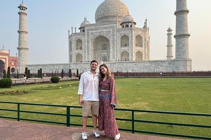All Inclusive Private Taj Mahal & Agra Tour von Delhi mit dem Auto