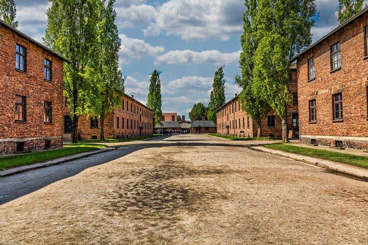 Auschwitz Birkenau Museum oder Historische Tour ab Krakau