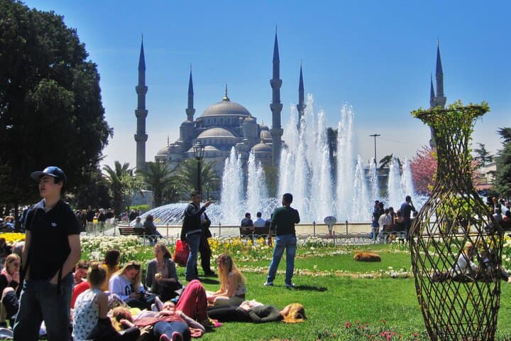 Topkapı Palace with Harem & Blue Mosque Guided Tour
