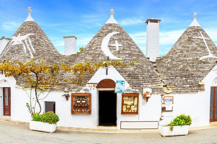 Polignano Alberobello e Locorotondo con transfer da Matera
