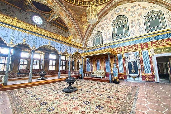 Istanbul Express Old City Palaces Mosques and Markets