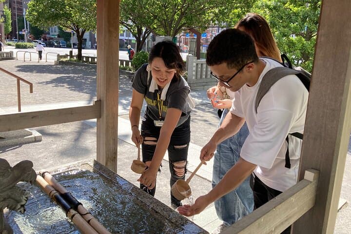 Tokyo: Old Town Asakusa Guided Tour -Senso-ji Temple Visit