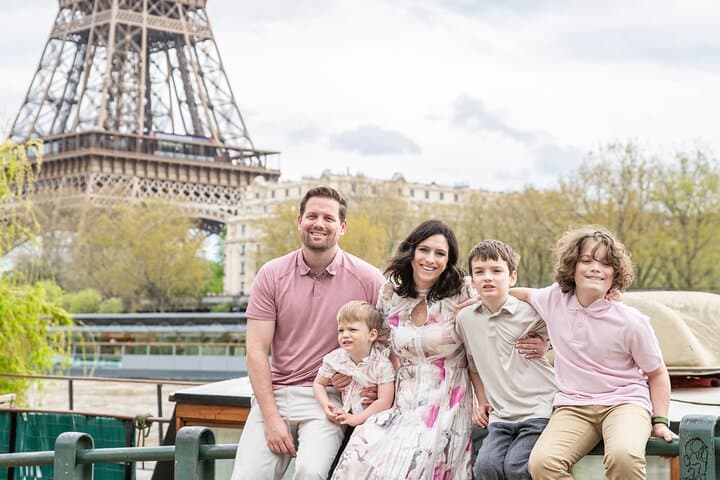 Paris Photoshoot in 30 min: Stress-free, kid-friendly, natural