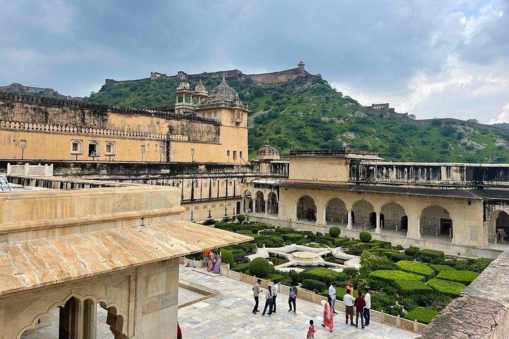 Jaipur Tour mit Jaigarh Fort und Nahargarh Sunset
