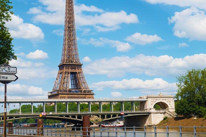Paris Sidecar Excursion with Hotel Pick-up !
