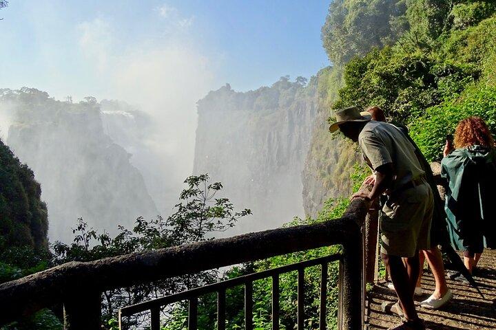 2-daagse Victoria Falls Sunset Dinner Cruise en Chobe Full Day Trip
