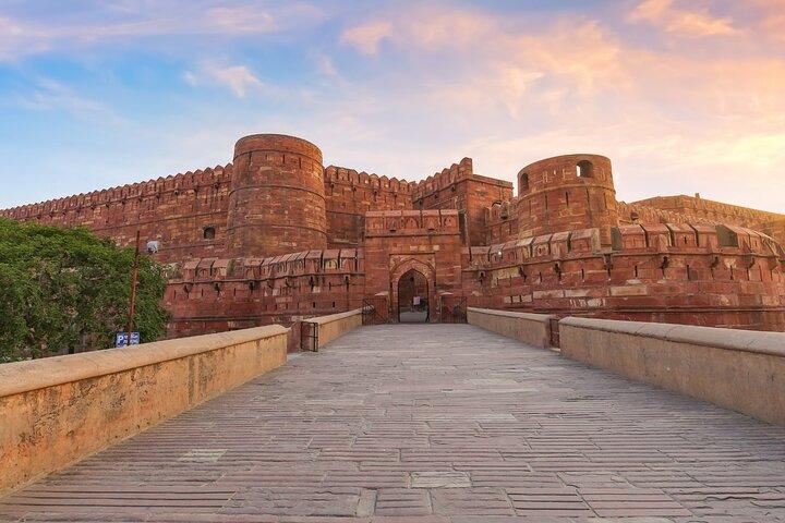 Taj Mahal Tour met Fatehpur Sikri en Agra Fort per auto