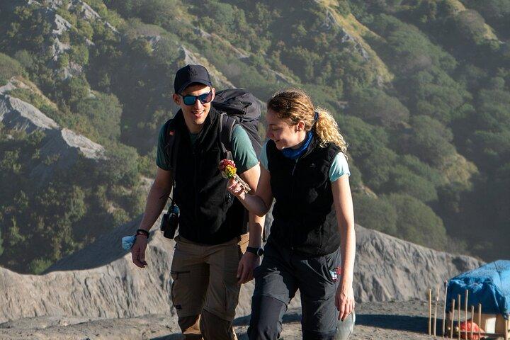 A partir de Malang: Bromo Sunrise Guided Group Tour