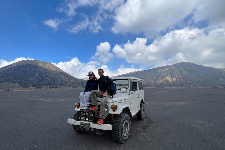 Excursion privée d'une journée à Bromo avec la cascade de Madakaripura
