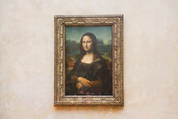 Small-Group Louvre Museum Masterpieces Tour with Access