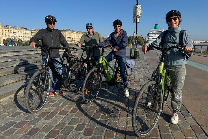 3-timers E-bike Immersive Tour af Bordeaux - engelsk tur