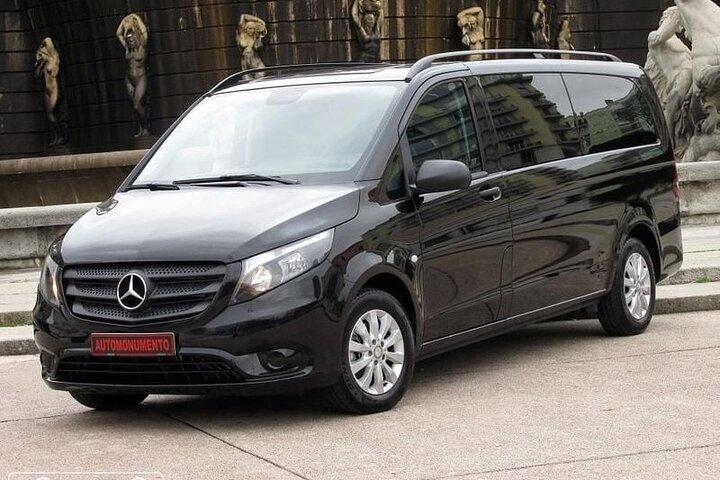 Privé transfer van Porto naar Madrid - tot 3 Stops