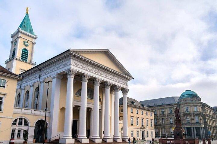 Karlsruhe : Stadterkundungsspiel und Stadtrundfahrt auf dem Handy