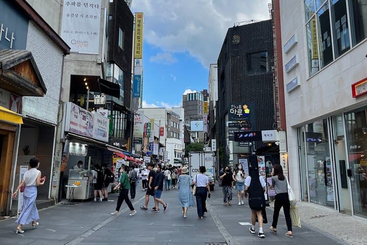 Your Local Guide to a Perfect Day in Seoul (Private Tours)